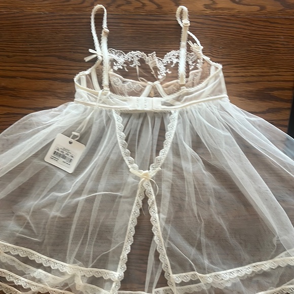 Honey Birdette Daisy Babydoll - Picture 6 of 8